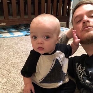 Meet your Posher, Dustin